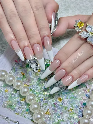 ロング Rola kira 麗のネイルデザイン