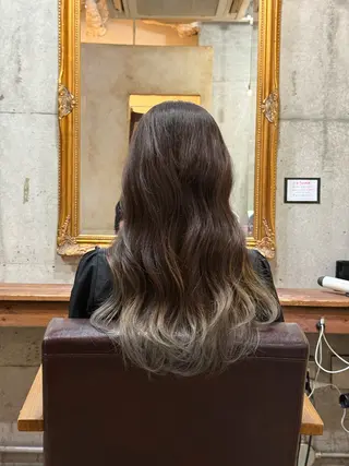 セミロング カラー ✂︎cadre✂︎ 🪶かまだれいし🪶のヘアスタイル