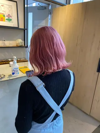 ミディアム カラー Hair & make Lamp所属・梅田のブリーチ特化 美容師KAI🥰のヘアスタイル