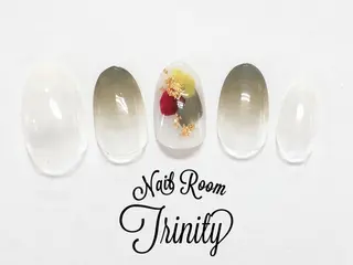 ネイル Trinity staffのネイルデザイン