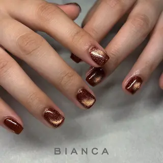 ネイル Bianca ABEのネイルデザイン