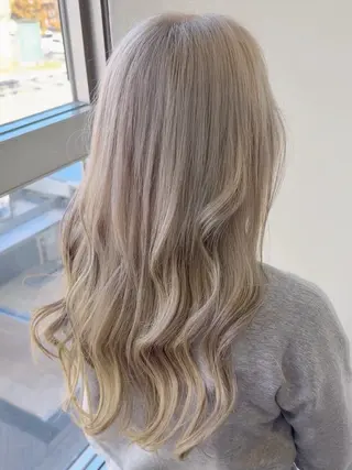 ロング カラー 透明感color ハイトーン✨みくりのヘアスタイル