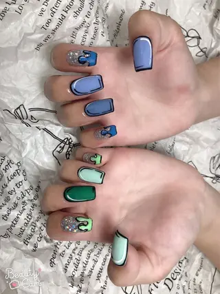 ネイル U·Mi nail salon所属・U·MI 上野御徒町店のネイルデザイン