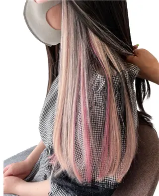 セミロング ✂︎CHII/ 白髪ぼかしのヘアスタイル