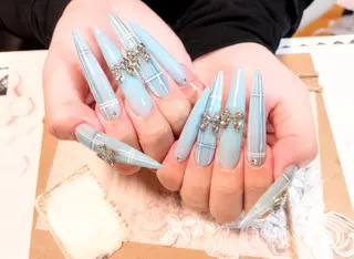 ネイル ＤI'A ネイルサロンのネイルデザイン