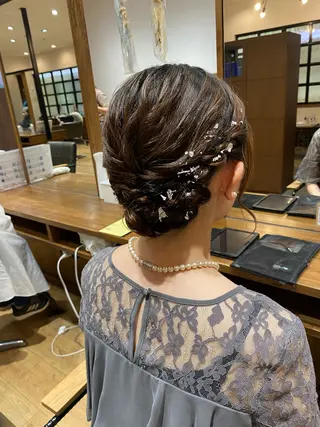 セミロング ヘアアレンジ 暖色系カラー まおのヘアスタイル