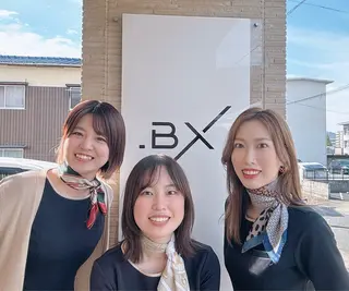 エステサロン .BX新人スタッフのエステ・リラクイメージ