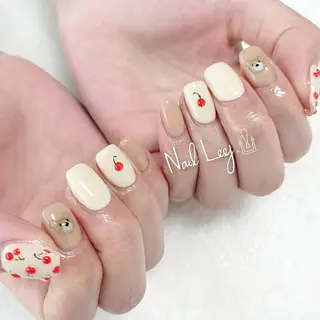 ネイル Nail leef《リーフ》所属・kahosan 𓆉のネイルデザイン