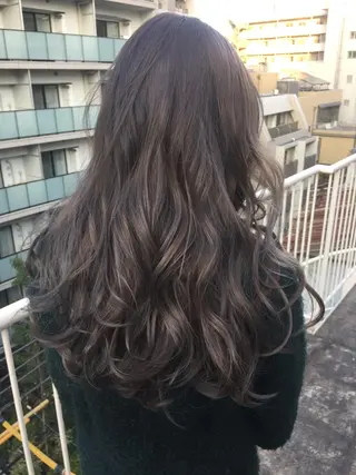 ロング みつゆ 表参道/原宿のヘアスタイル