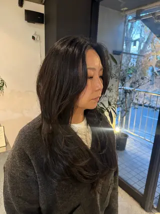 ロング 寺本 奈央のヘアスタイル