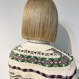 ミディアム 小玉 杏華のヘアスタイル