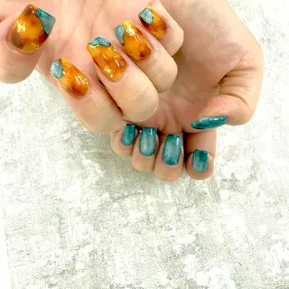 ミディアム _white 上本町店のネイルデザイン