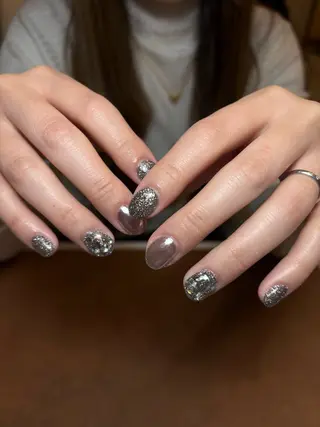 ネイル 福山 千尋のネイルデザイン