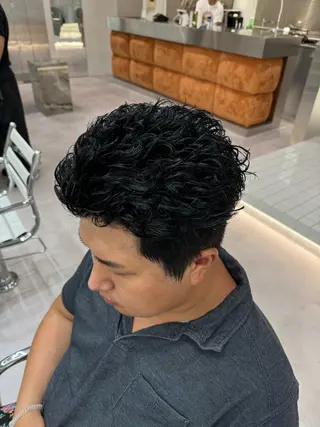 カラー パーマ メンズ ブリーチ/パーマ特化 片平和寿のヘアスタイル