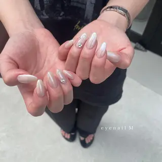 ネイル eyenailm 🌼のネイルデザイン