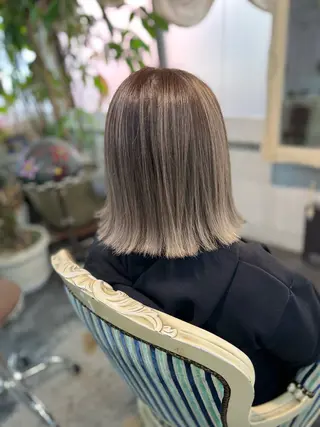 ショート カラー Mariana雛/ 西大分/ハイライトのヘアスタイル