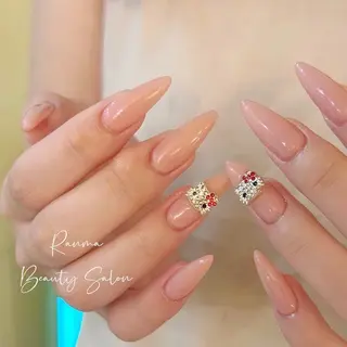 ネイル らんまnail &Pearlセルフホワイトニング所属・Ranma beautyのネイルデザイン