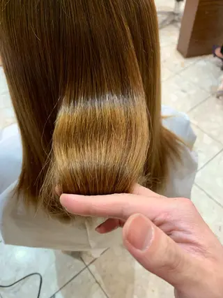 セミロング 縮毛矯正/髪質改善 飯田公祐のヘアスタイル