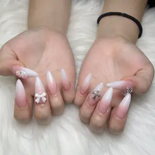 ネイル 石王 美羽のネイルデザイン