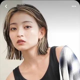 カラー 志村 萌のヘアスタイル