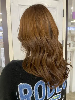 ロング カラー qulim所属・前橋 姫奈のヘアスタイル