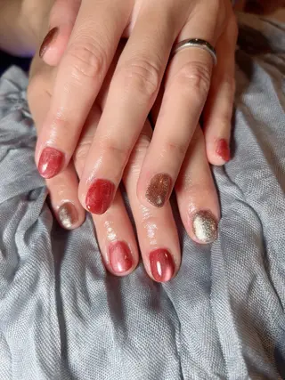 ネイル nail studio Ulu所属・漆崎 茜のネイルデザイン