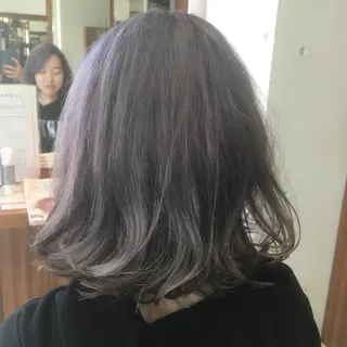 ショート カラー 白髪ぼかしハイライト 柳川拓哉のヘアスタイル