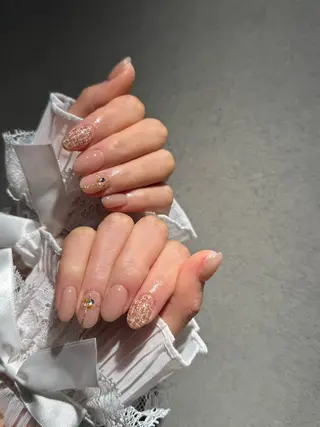 ネイル I-nailロング /ワンホン/キラキラのネイルデザイン