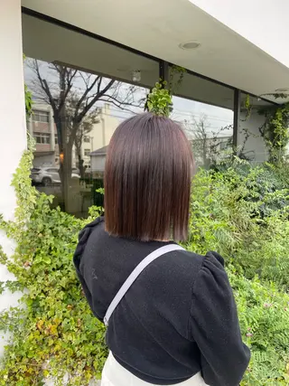ショート ROZA germe所属・SHIO / ハイトーンカラーのヘアスタイル