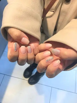 ネイル Nest 岩崎のネイルデザイン