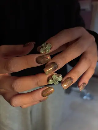 ネイル ニコネイル三軒茶屋店所属・yui nailのネイルデザイン