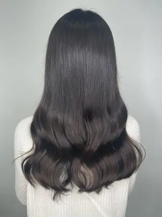 ロング &chaLme   心斎橋所属・emi/髪質改善/ 韓国風/艶カラーのヘアスタイル