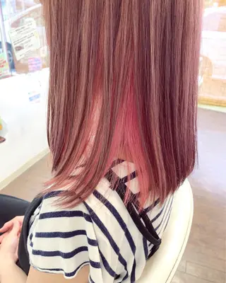 ミディアム カラー GLAD 萩原のヘアスタイル