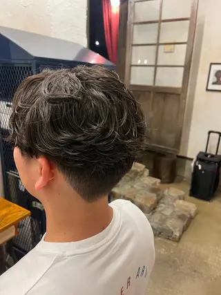 ショート パーマ 糸賀 蒼天のヘアスタイル