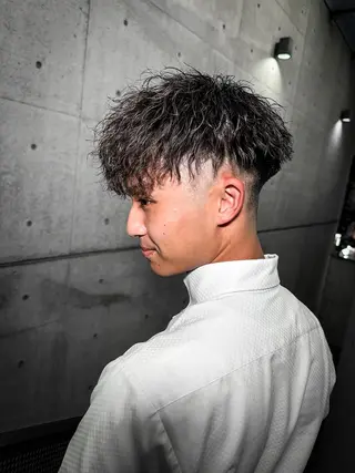 ショート パーマ ヘアアレンジ メンズ NUMBER.12所属・【メンズ専門美容師】 NUMBER.12のヘアスタイル