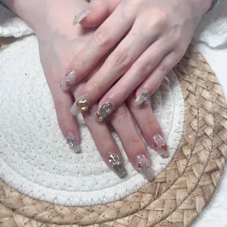 ネイル Maggie Nail🦩のネイルデザイン