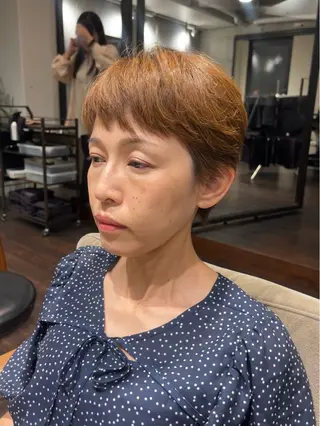 ショート NERO 眞下秋歩のヘアスタイル