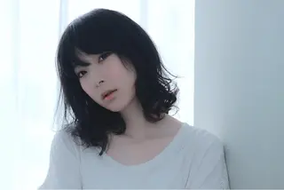 ミディアム セミロング カラー パーマ 川間 将彦のヘアスタイル