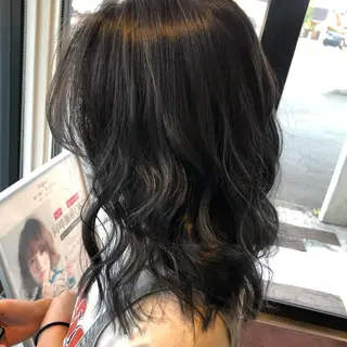 ミディアム 澤村 亜衣理のヘアスタイル