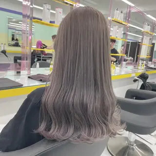 セミロング カラー ヘアアレンジ ☁️縮毛矯正✖️ 透明感☁️りくのヘアスタイル