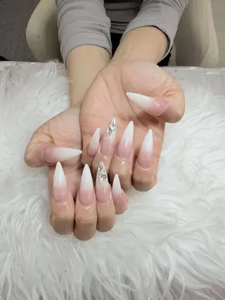 ネイル ゴテゴテ ネイルのネイルデザイン