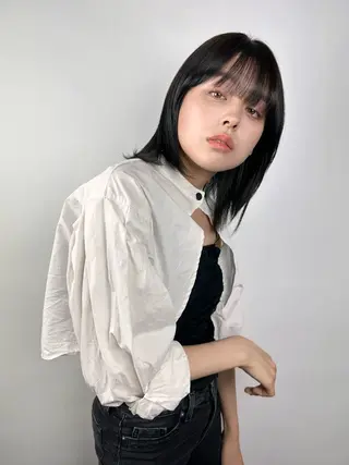 セミロング カラー 染谷 遥花のヘアスタイル