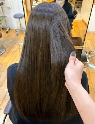 ロング カラー Uil所属・ながこ /透明感カラーのヘアスタイル