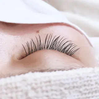 マツエク・マツパ hairdressing salon　mulum所属・Kasumi 店長のマツエク・マツパデザイン