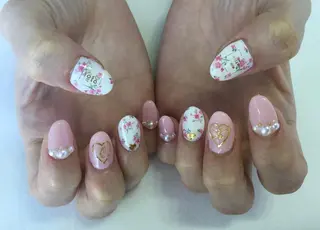 ネイル 💎🐰 saki. m 🐰💎のネイルデザイン