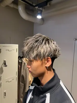 ショート カラー パーマ メンズ 韓国レイヤーカット /REIのヘアスタイル