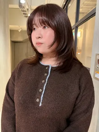 ミディアム SLAY所属・マツイ モモノのヘアスタイル