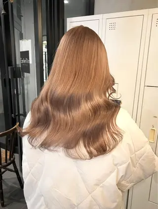 ロング カラー nacoハイトーン ベージュ🎀のヘアスタイル