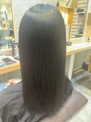 ミディアム 内山 涼香のヘアスタイル