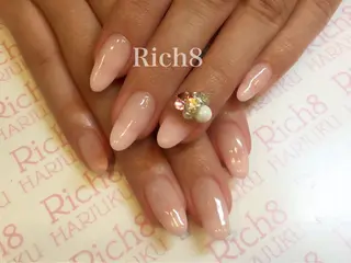 ネイル Rich8原宿店 受付担当のマツエク・マツパデザイン